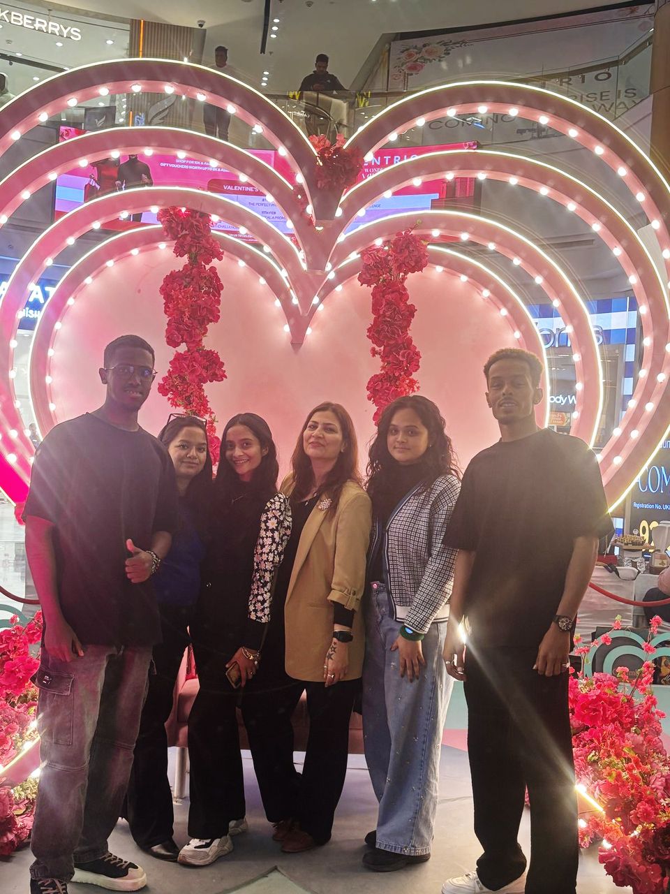 International and Indian students together at Highbrow Education, Dehradun